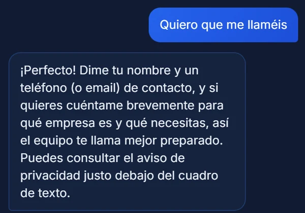 Sia, the Softnet group's assistant, replying in the chat to a request to be called back (screenshot in Spanish)